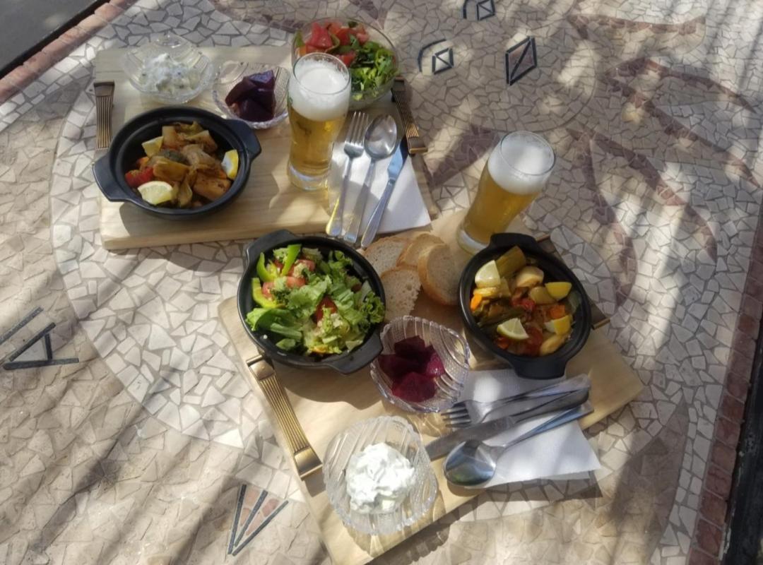 Vila Oliven Vlorë エクステリア 写真