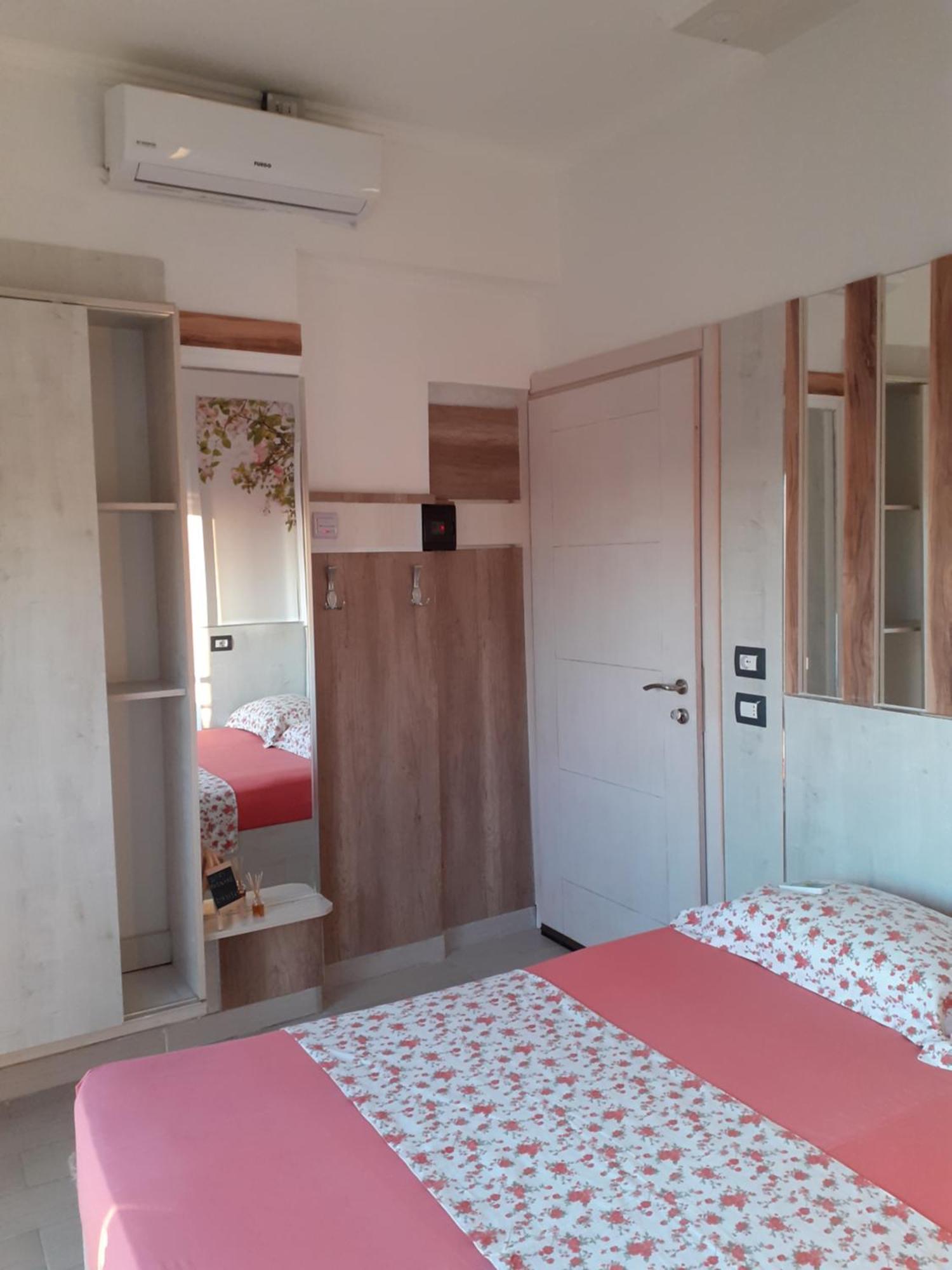 Vila Oliven Vlorë エクステリア 写真